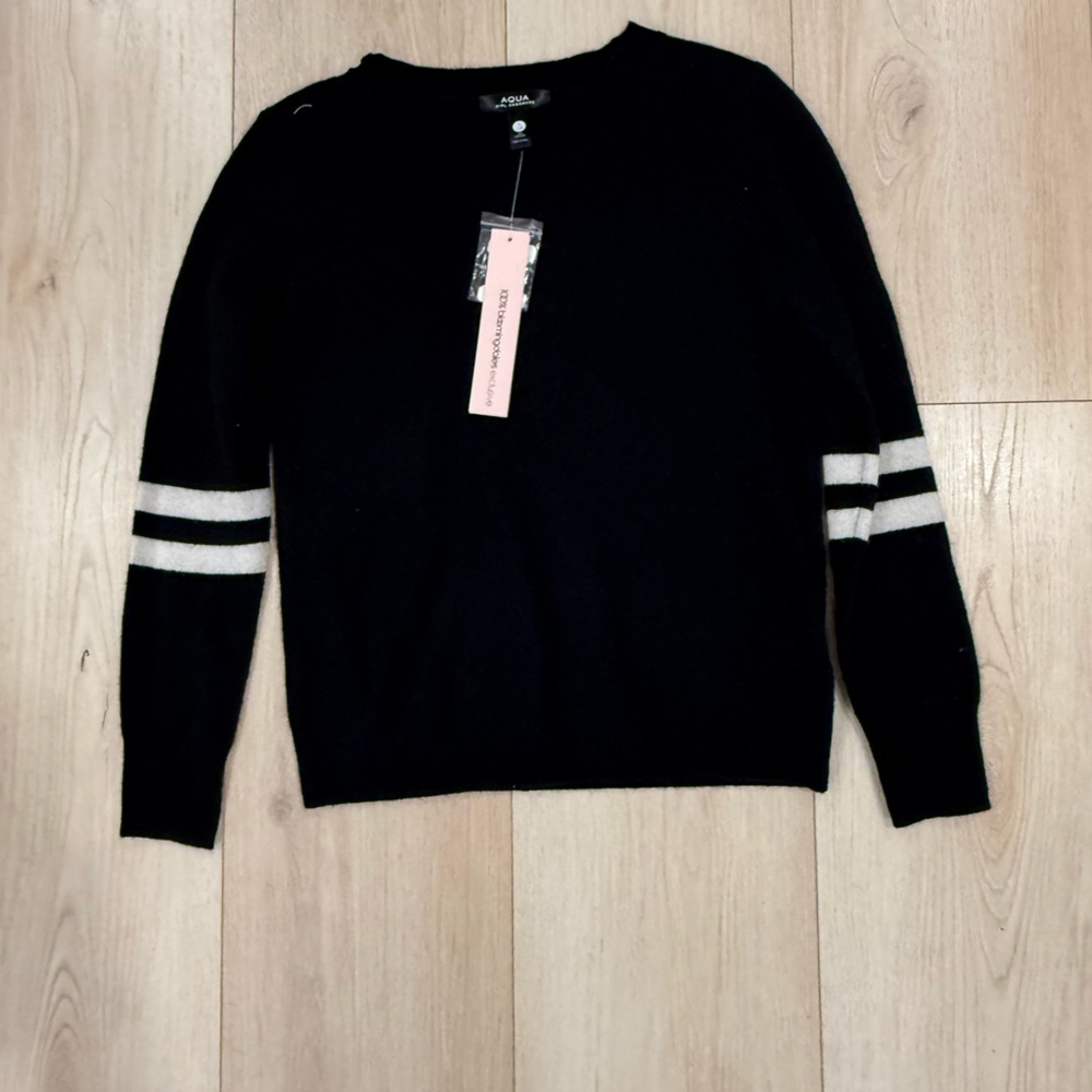 NWT Aqua Cashmere Black Sweater
